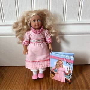 American Girl: Caroline Abbott 1812 mini-doll & book from historical collection